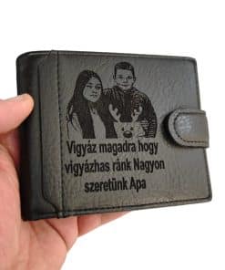 portofel barbat negru cu capsa poza si text in alta limba1