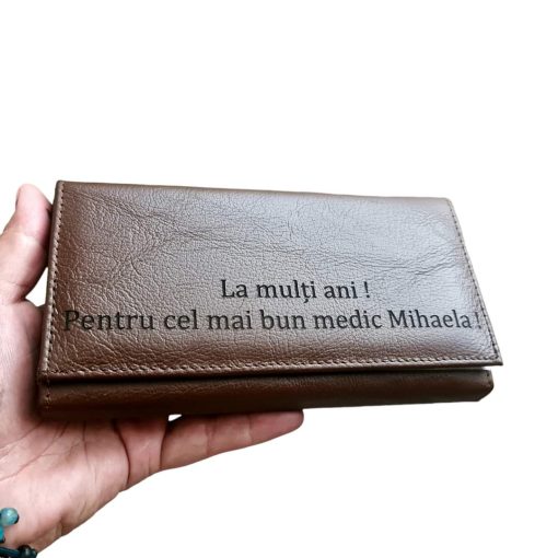 Portofel dama piele naturala personalizat maro Cel mai bun medic