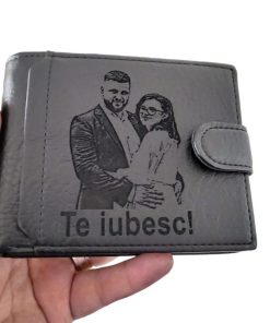 portofel negru cu capsa Te IUBESC.
