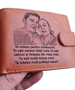 Portofel personalizat din piele naturala maro coniac Te iubesc