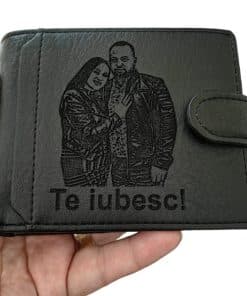 portofel personalizat negru cu capsa TE IUBESC!!!