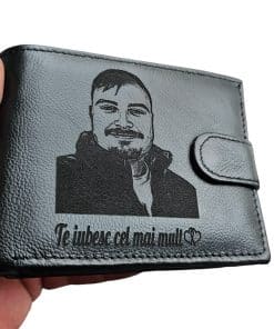 portofel cu poza si text negru Te iubesc