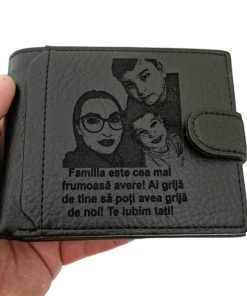 portofel negru cu capsa Familia este cea mai frumoasa avere.
