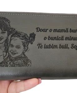 portofel dama personalizat cu poza si text gri Te iubim bunii