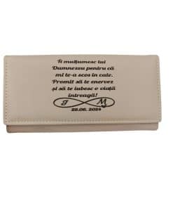 portofel dama beige personalizat cu text O viata intreaga