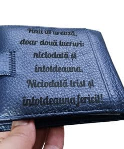 Portofel albastru cu capsa Finii iti ureaza