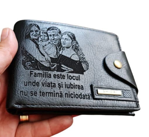Portofel Personalizat 'Familia este locul 2', barbati, piele , cu capsa, negru