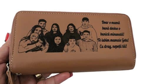 portofel cu fermoar dama personalizat cu text si poza beige Doar o mama