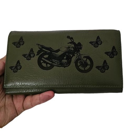 portofel dama verde piele naturala personalizat cu motocicleta si fluturasi