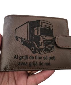 Portofel maro cu capsa piele naturala personalizat cu tir si text