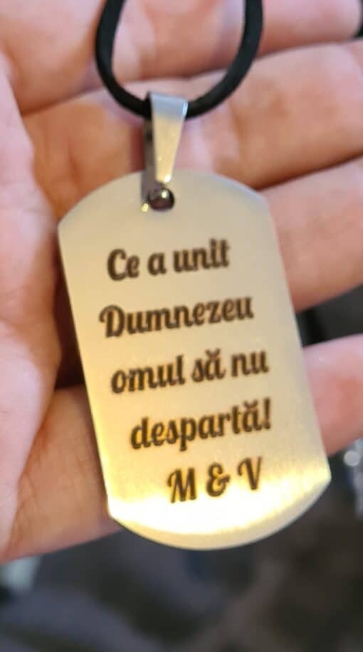breloc psonalizat cu text sa nu desparta