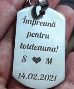 breloc personalizat impreuna