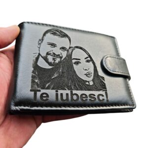 cadou pentru el portofel negru cu capsa Te iubesc