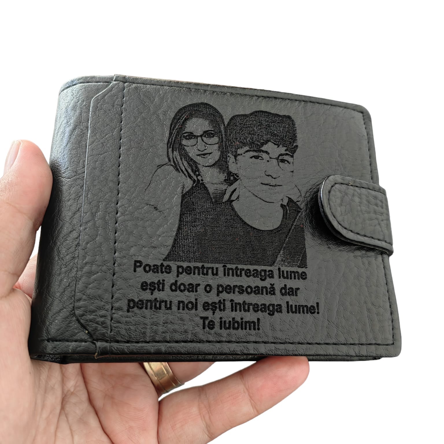 portofel negru cu capsa Poate pentru intreaga lume