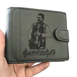 portofel negru cu capsa muzician saxofon
