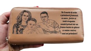 portofel dama cu fermoar beige 8 martie