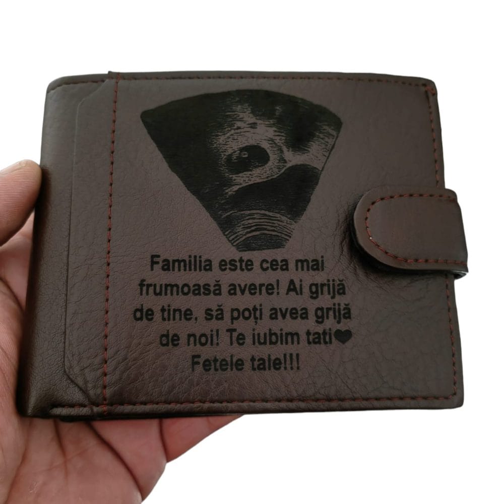 Portofel maro cu capsa personalizat cu ecografie