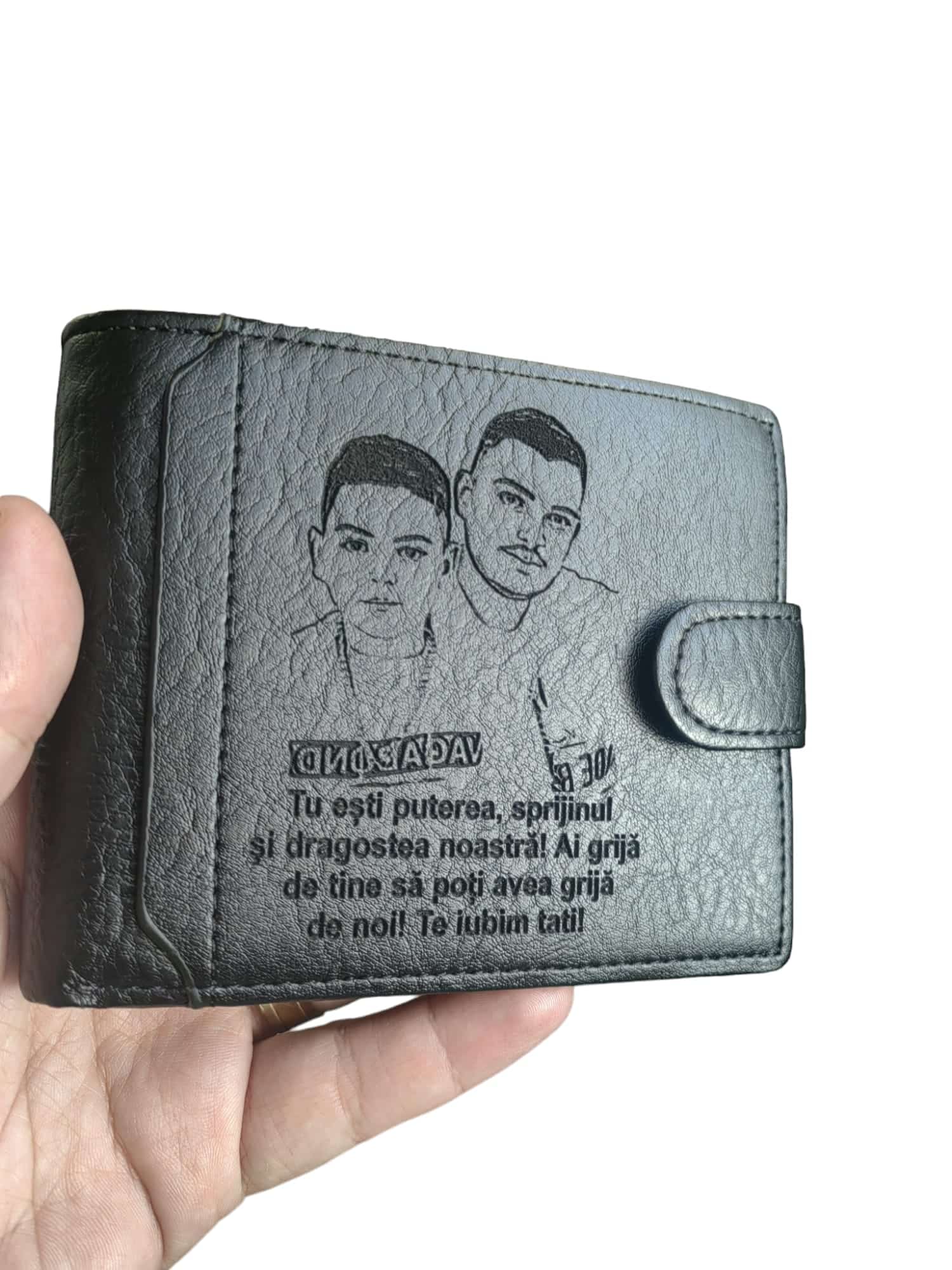 portofel negru cu capsa Tu Esti Puterea.