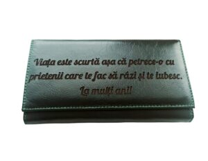 Portofel dama verde personalizat Viata este scurta
