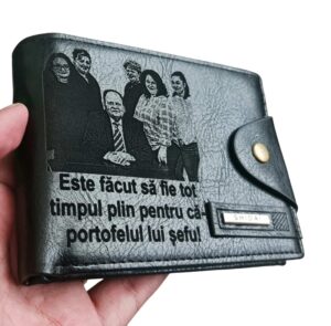 Portofel Personalizat 'Este facut sa fie tot timpul plin', barbati, piele , cu capsa, negru