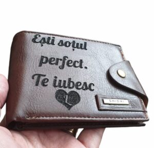 Portofel Personalizat 'Esti sotul meu', barbati, piele , cu capsa, maro