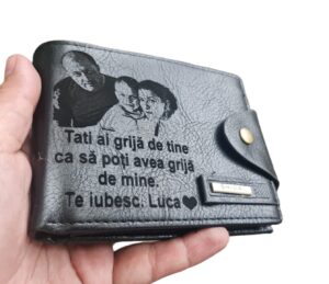Portofel Personalizat 'Tati ai grija de tine', barbati, piele , cu capsa, negru