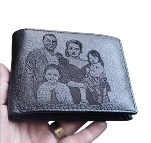 Portofel negru fara capsa personalizat din piele naturala cu poza!