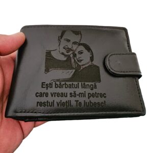 portofel negru cu capsa Esti barbatul vietii mele