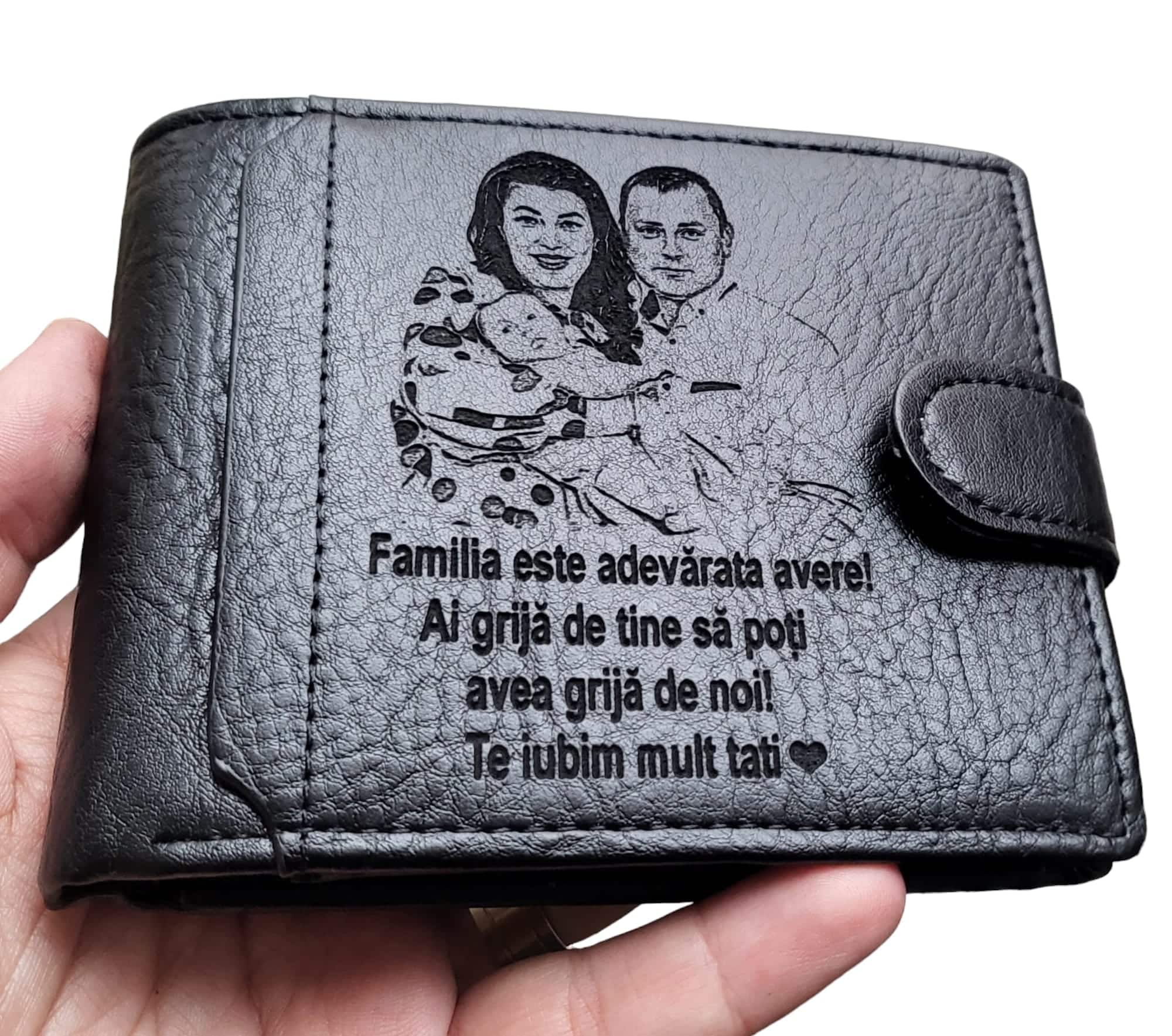 Portofel negru cu capsa Familia Este Adevarata Avere.