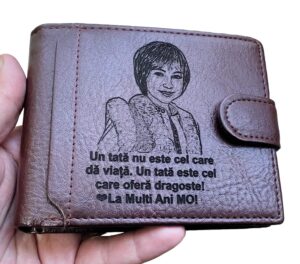 Portofel piele personalizat un tata este cel care da viata Maro